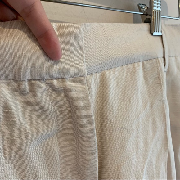 Aritzia Effortless (Short) Linen Pants - Picture 5 of 9